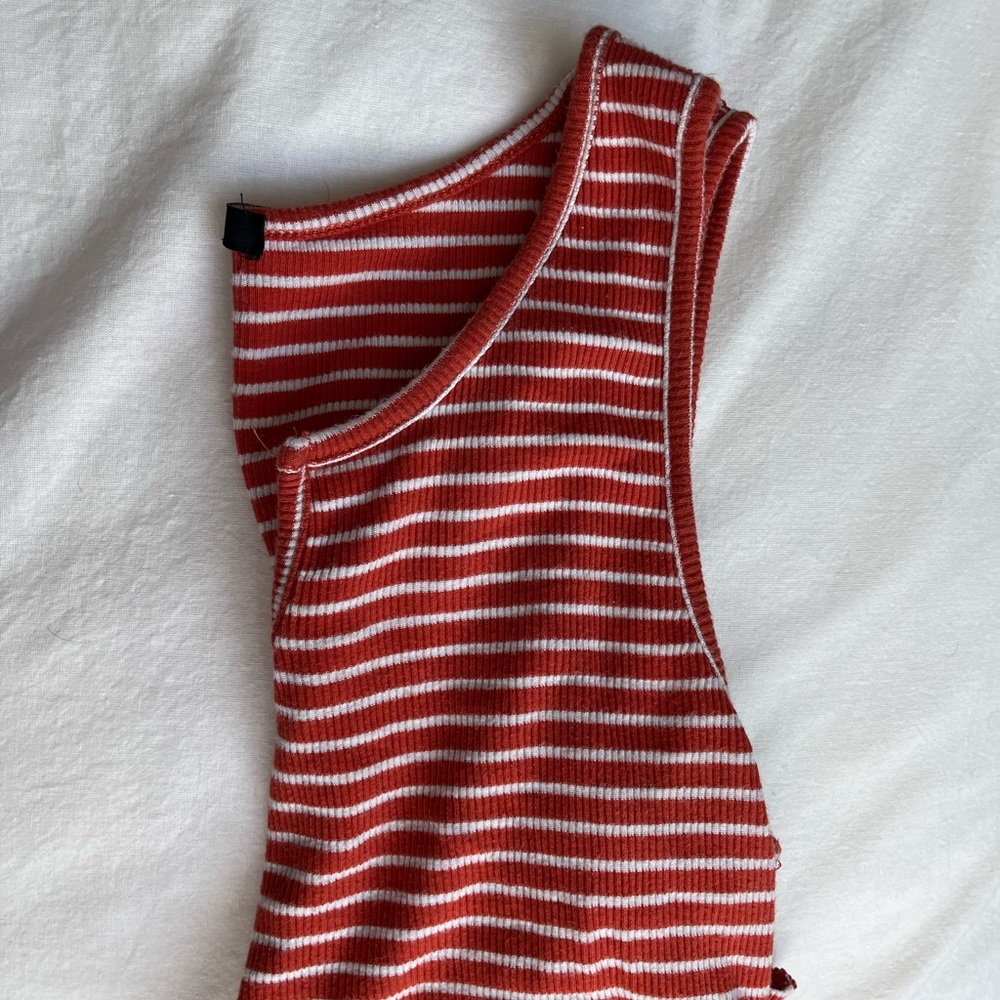 striped cropped tank
